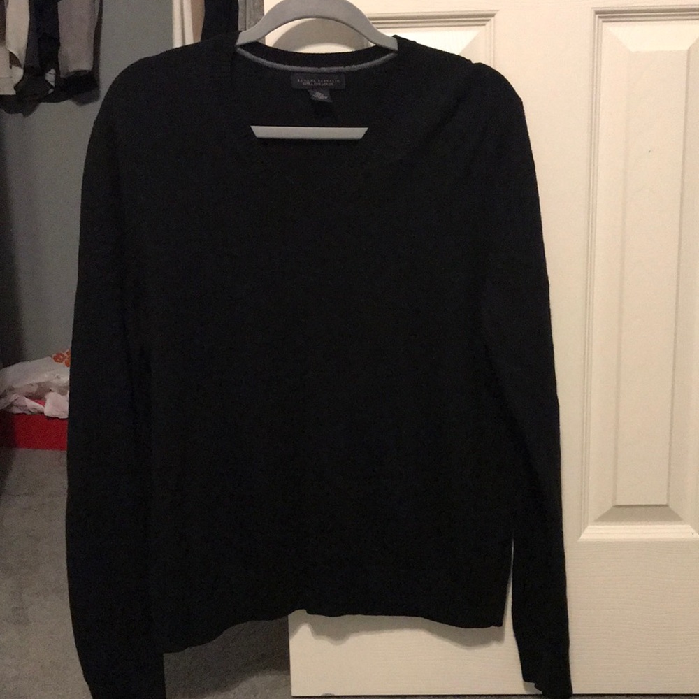 Banana Republic Merino Wool V-Neck Sweater